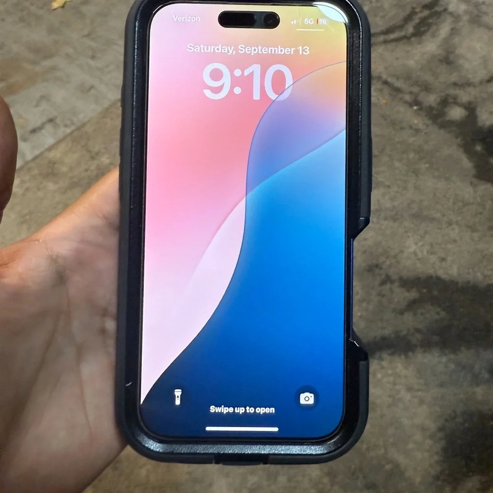 Apple iPhone 16 128gb - Ultramarine (UNLOCKED)
